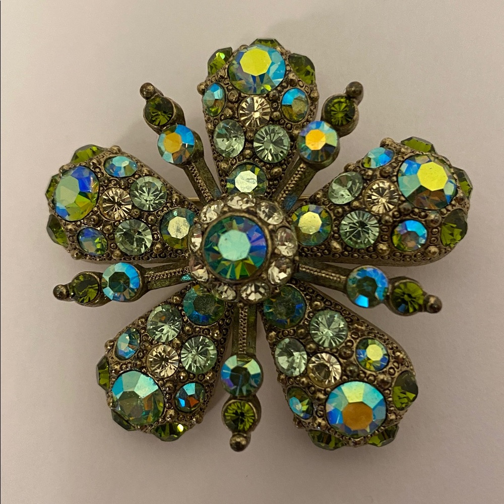 Vintage Joan Rivers Brooch Pin Aurora Borealis Glass Rhinestone Gold Tone Signed - Picture 2 of 13